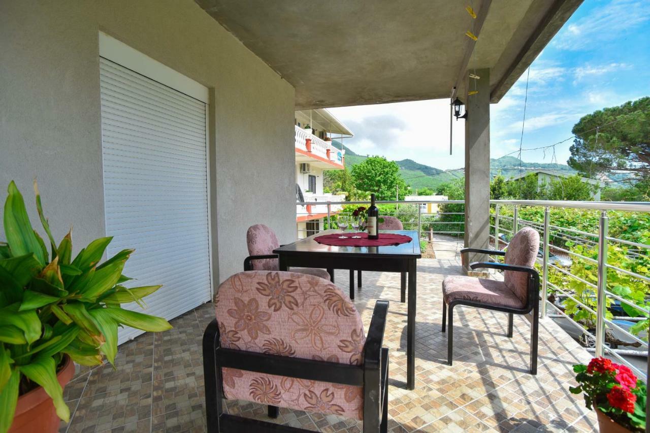 Apartmani Mihovic - Jaz Будва Екстер'єр фото